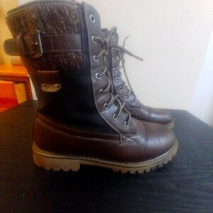 Stylish Brown Lace-Up Boots